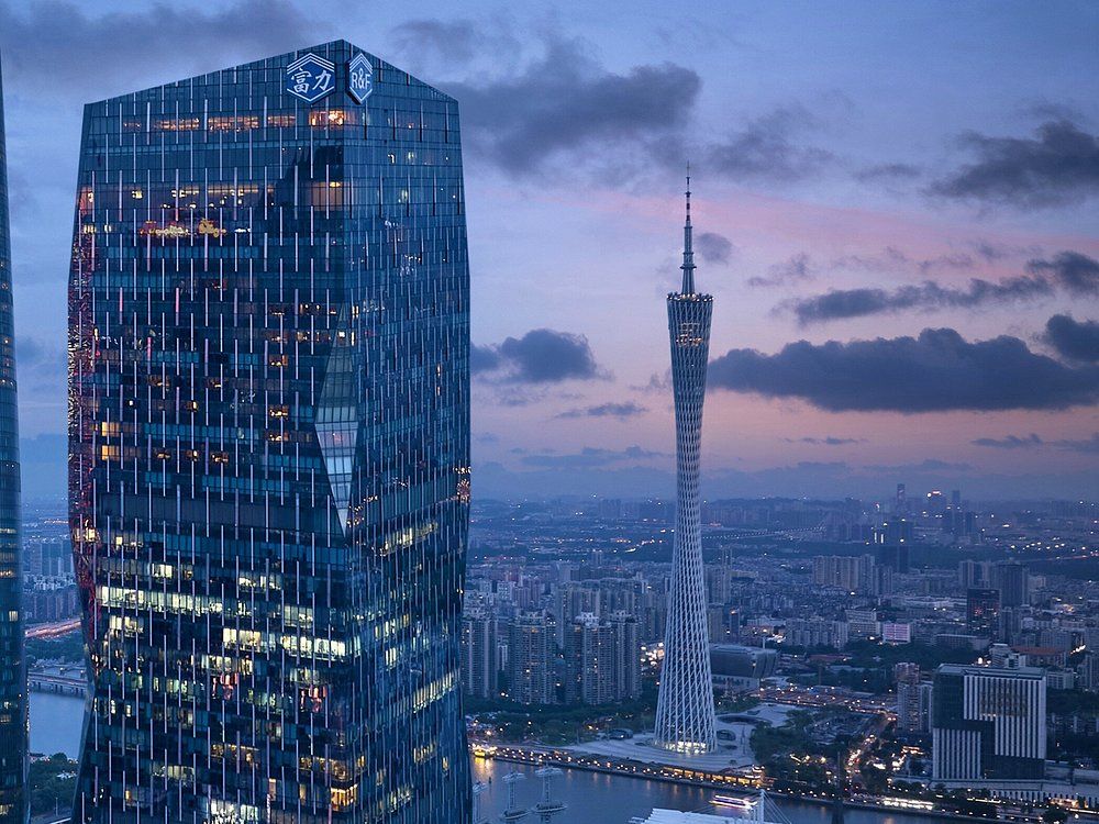 广州富力中心：全智能会议室集团化改造，实现数字化行政